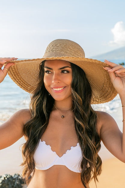 Scallop Edge Bow Accent Sunhat